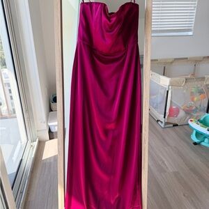 Alice + Olivia burgundy Dress